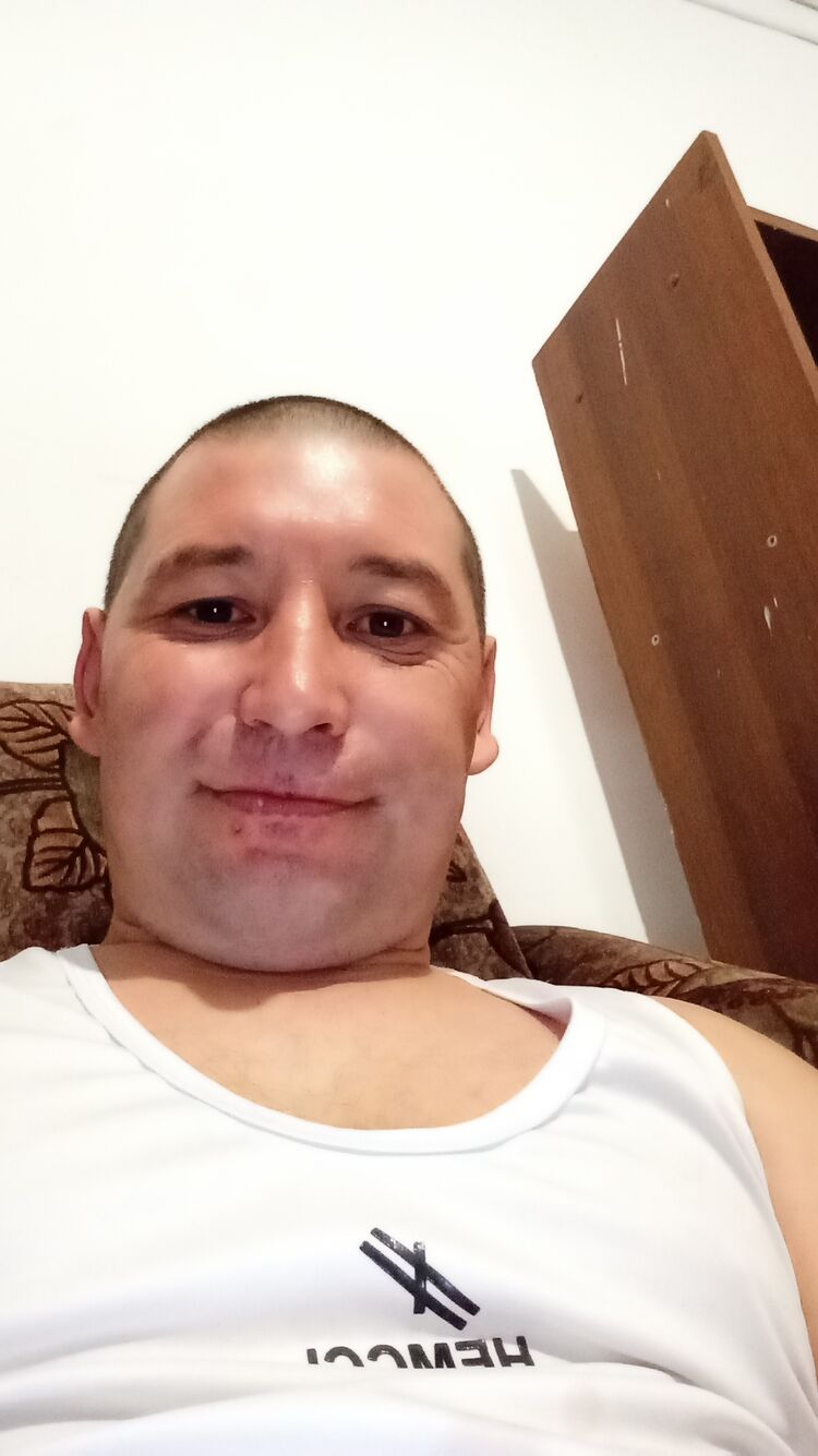  -,   , 32 ,  