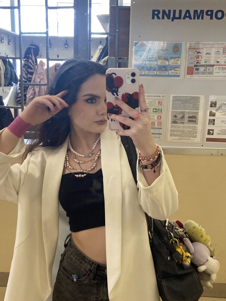  43561783  , 20 ,    -