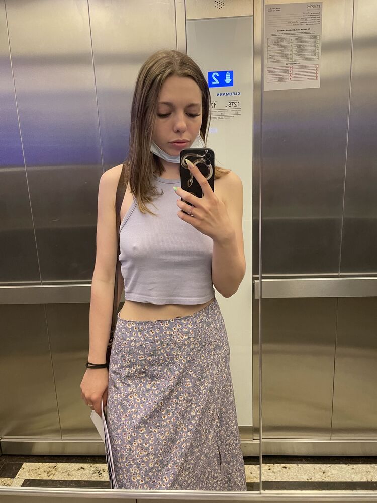  28038313  , 26 ,    