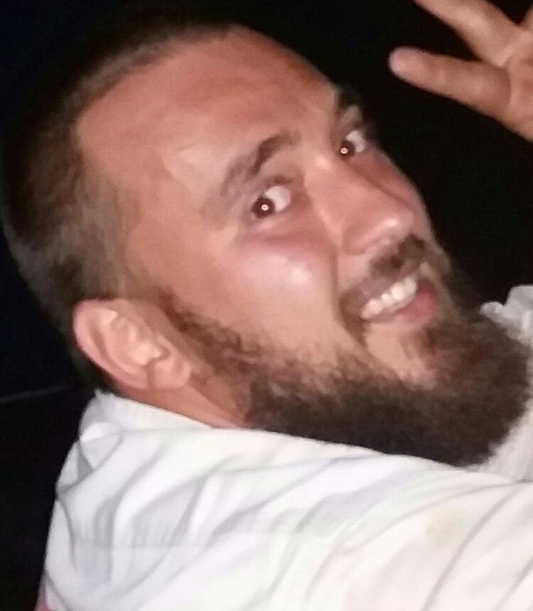  26830713  Yevgen, 41 ,    