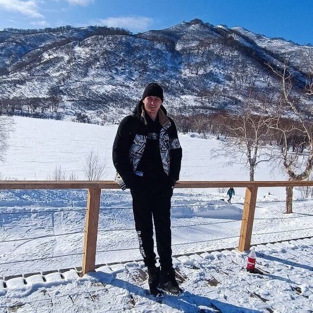  ,   Kirill, 27 ,   ,   