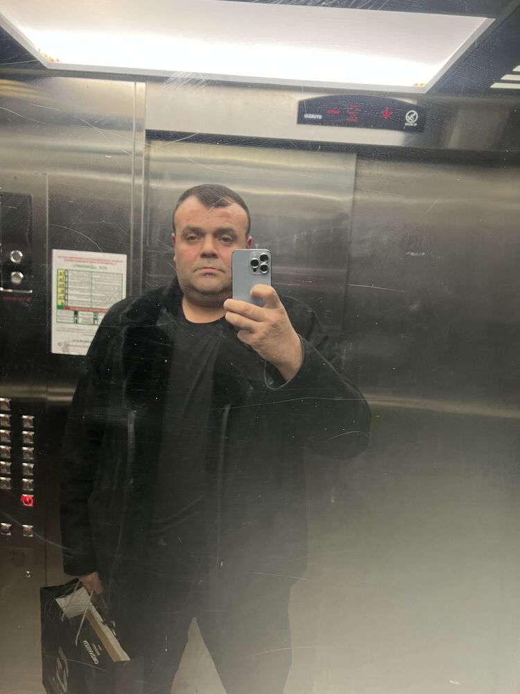  48318633  , 42 ,    