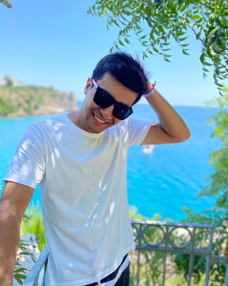  ,   Umar, 26 ,  