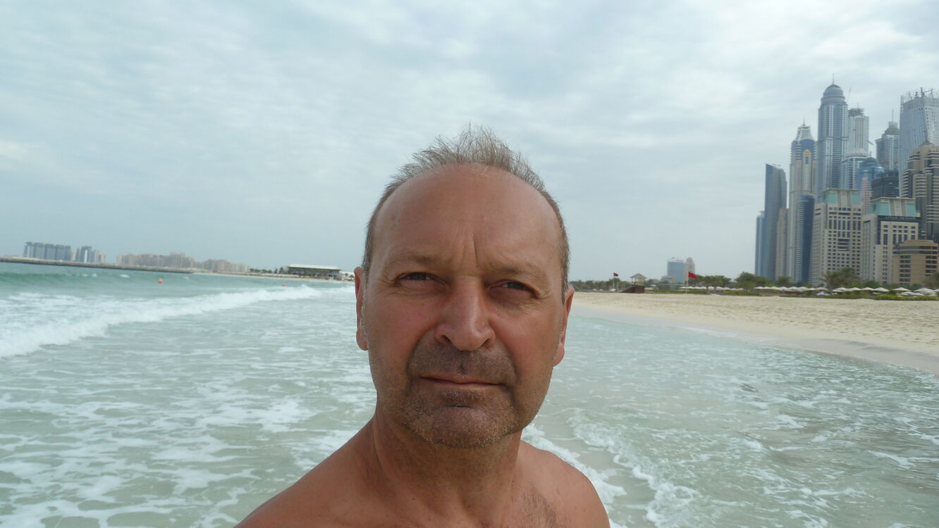  54088613  , 69 ,    --