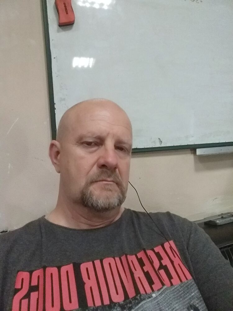  28747463  , 51 ,    