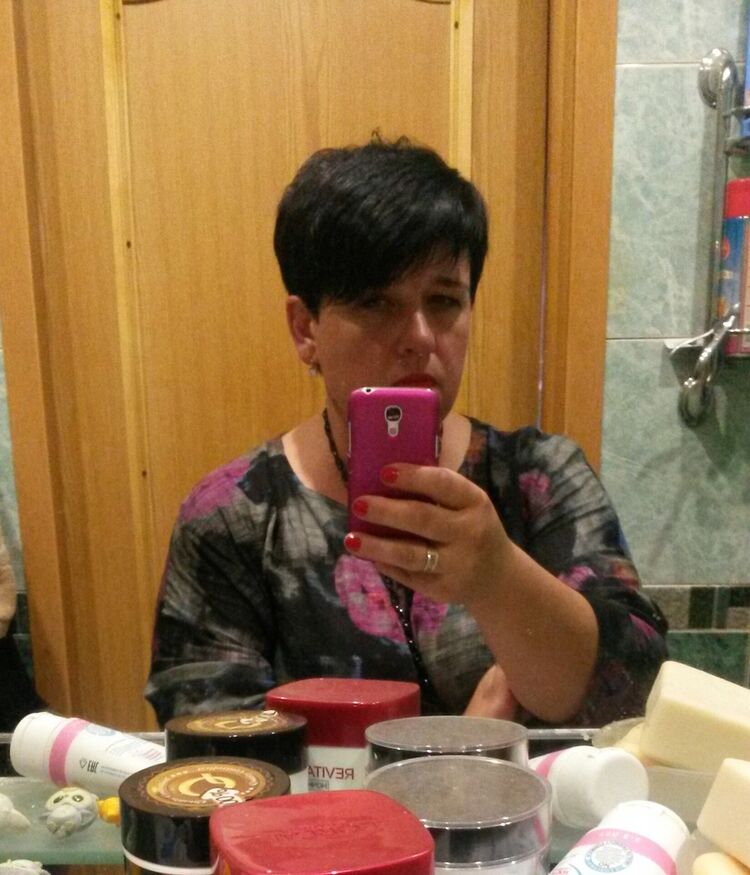  ,   Alena, 47 ,   ,   , c 