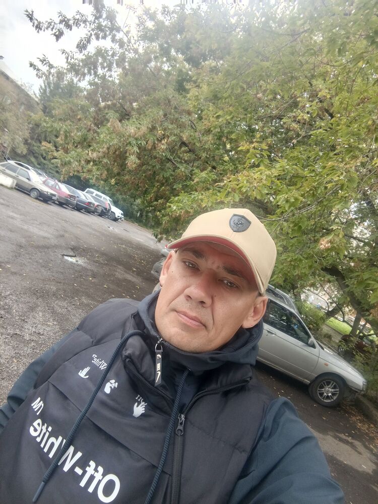  46572313  Aleksandr, 42 ,    