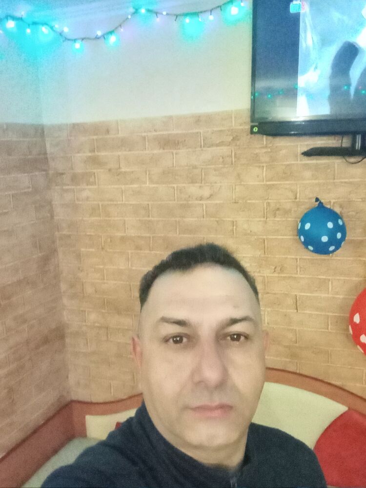  40163833  , 44 ,    