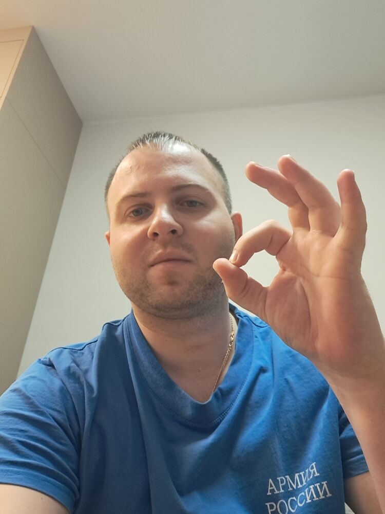  49127943  , 31 ,    