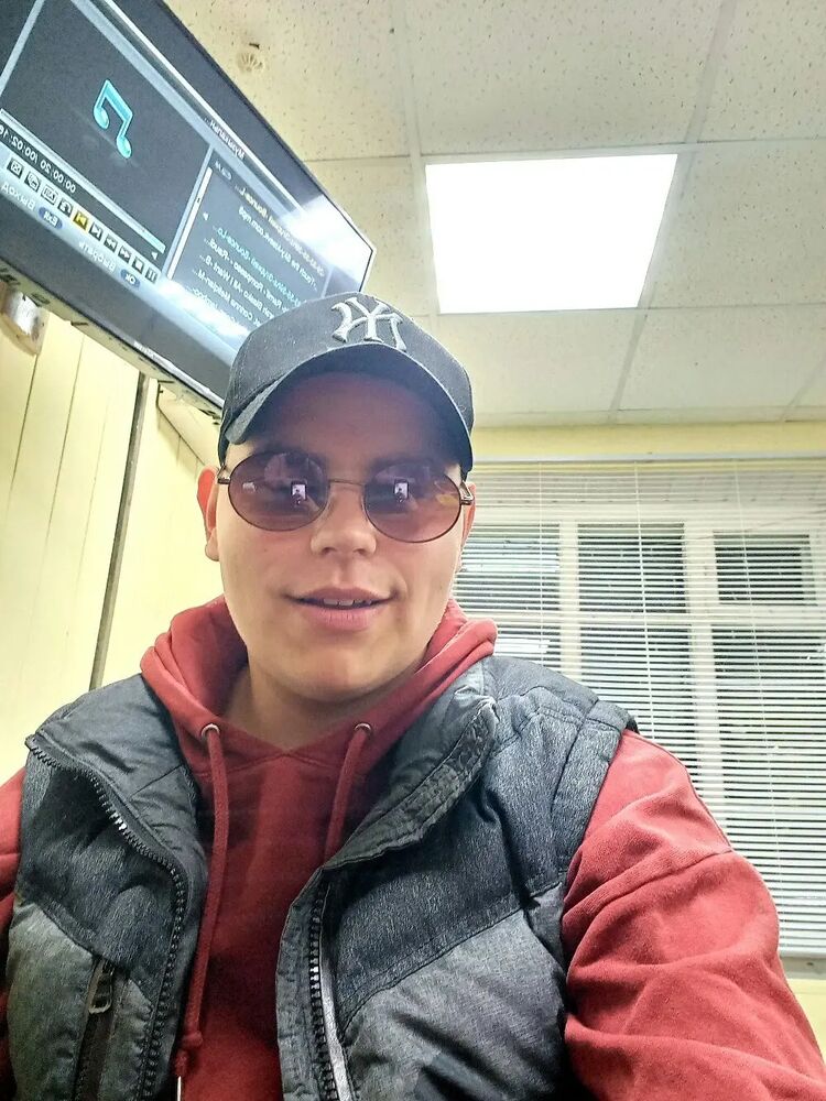  ,   Georgy, 25 ,   ,   , c 