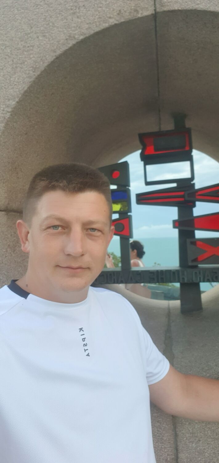  ,   Rafis, 35 ,   ,   