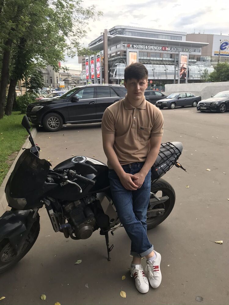  35730443  , 25 ,    