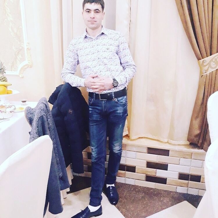  15972663  Arsen, 30 ,    
