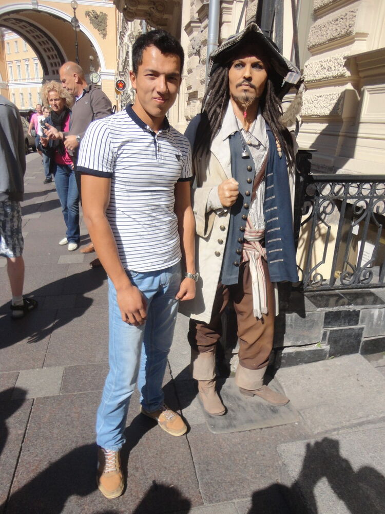  6887093  Bax, 32 ,    -