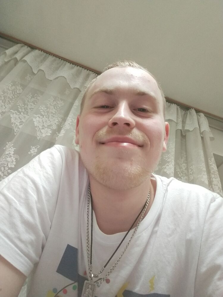 30375353  Denis, 28 ,    