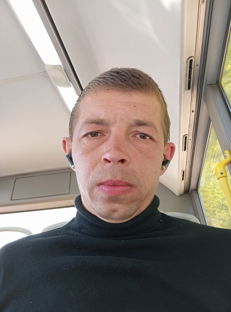  53562943  , 34 ,    