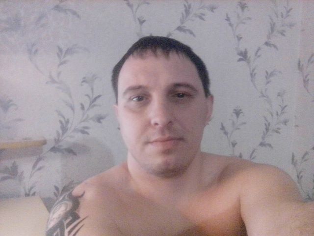  8132323  , 44 ,    