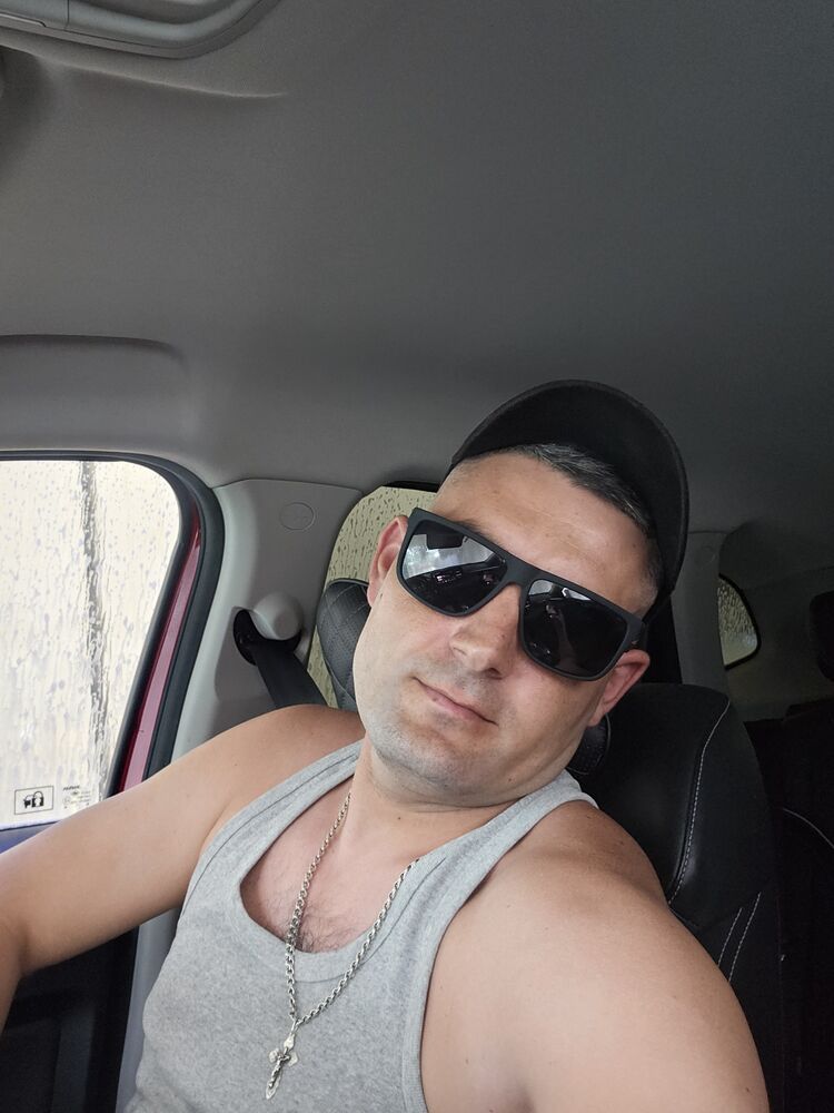  53765233  Mikhail, 34 ,    Deleted