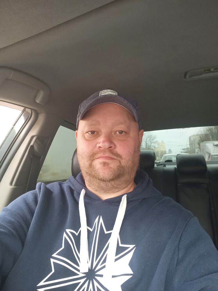  45745703  Sergey, 41 ,    