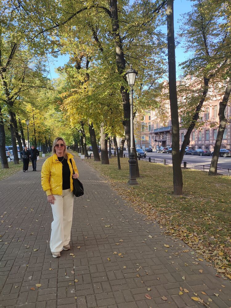  54610453  , 49 ,    -