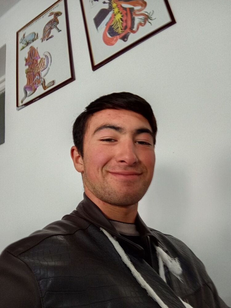  ,   Lochinbek, 18 ,   ,   