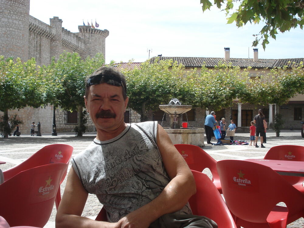  ,   Viktor, 67 ,     , c 