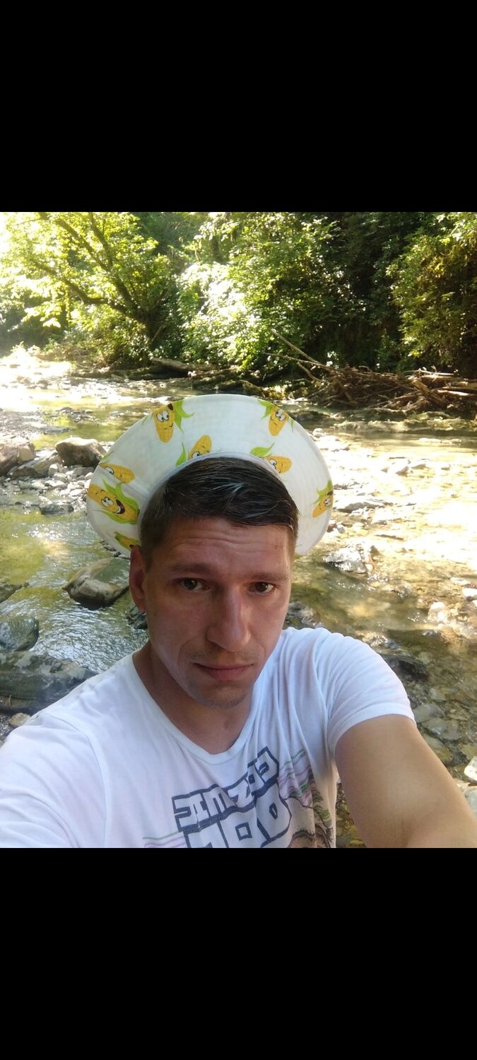  49600873  Vladimir, 39 ,     