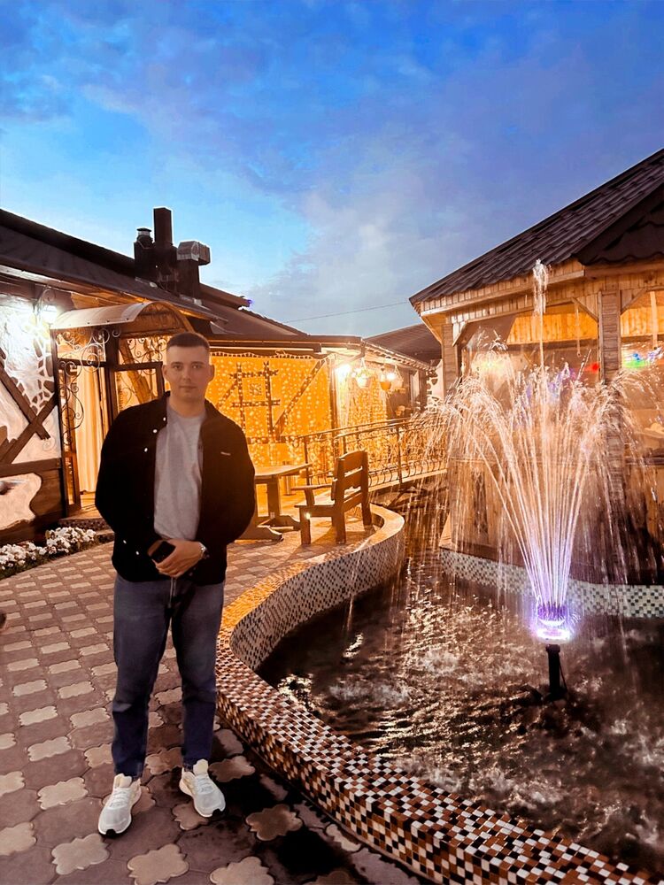  ,   Gennady, 27 ,   ,   , 