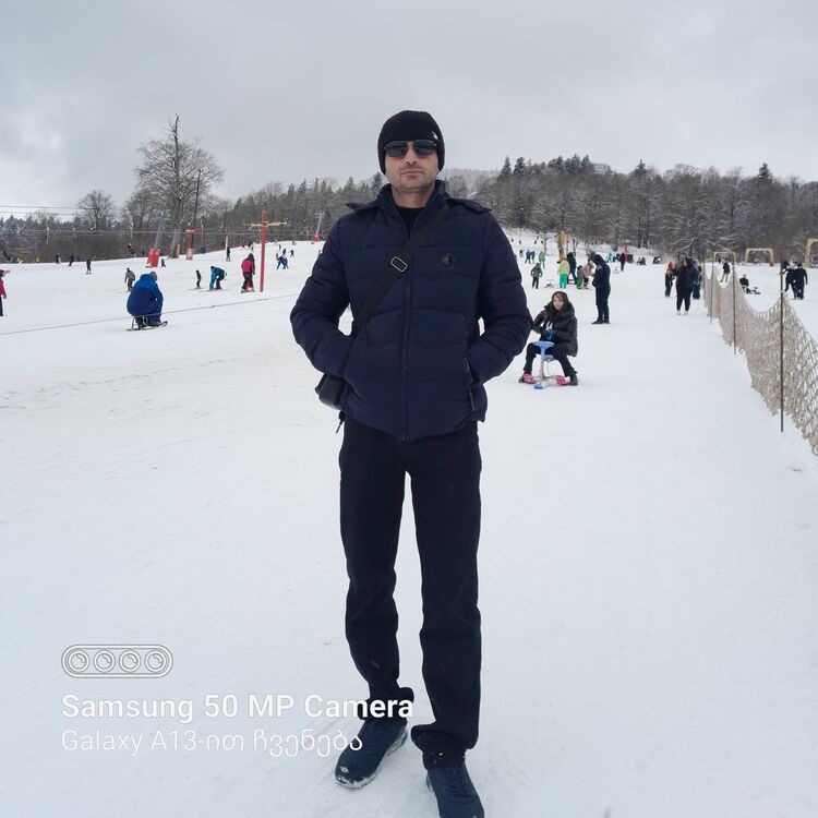  ,   Vitali, 39 ,   ,   