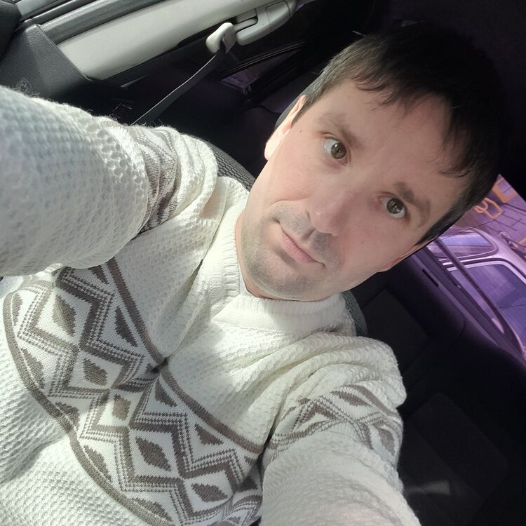  ,   Roman, 33 ,   c 