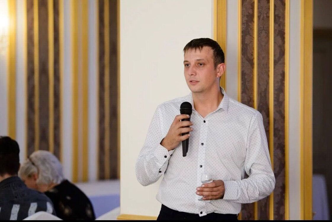  ,   Ivan, 40 ,   ,   