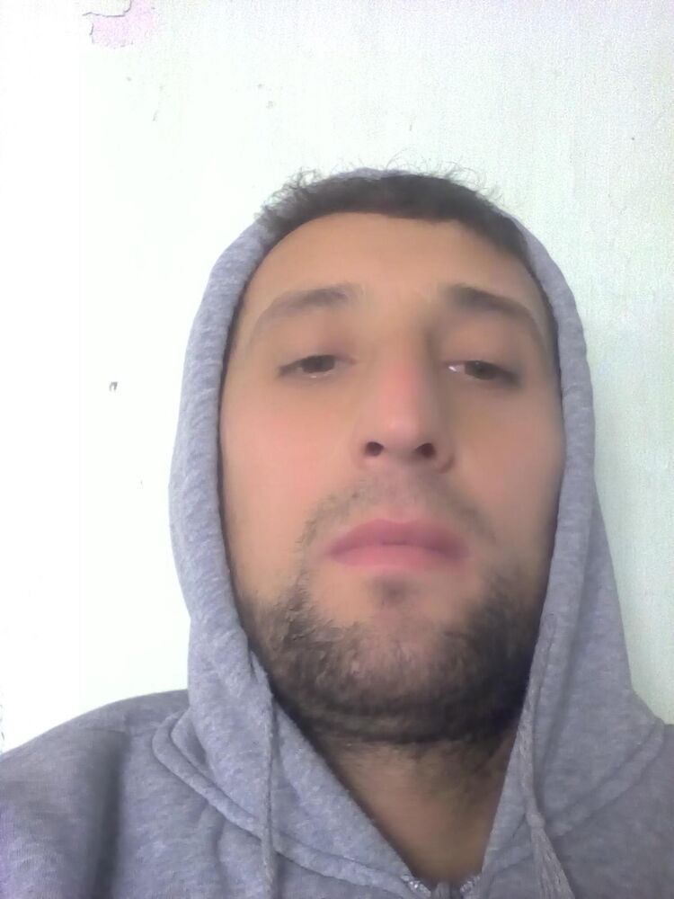  50977703  , 37 ,    