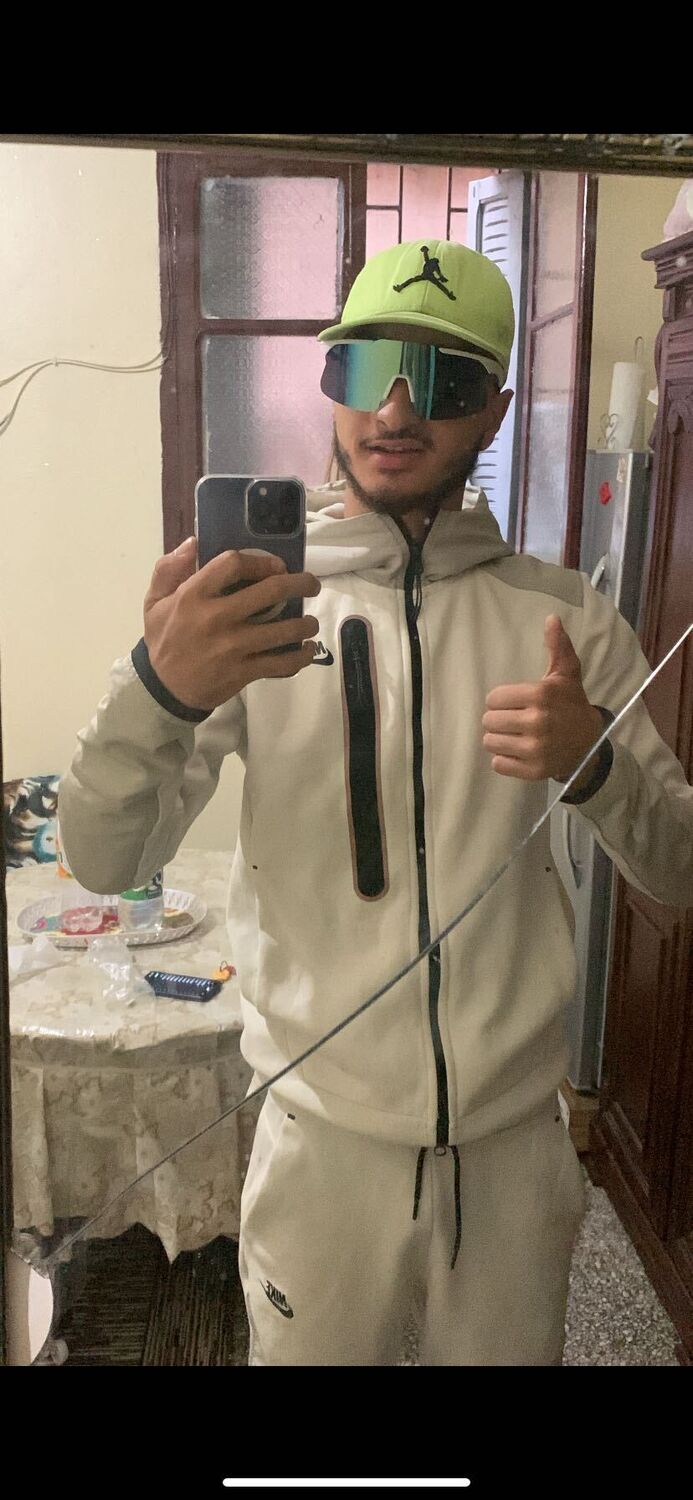  ,   Walid, 22 ,   ,   