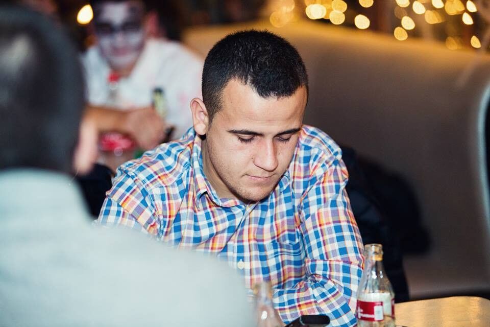  6611803  Niku, 37 ,    