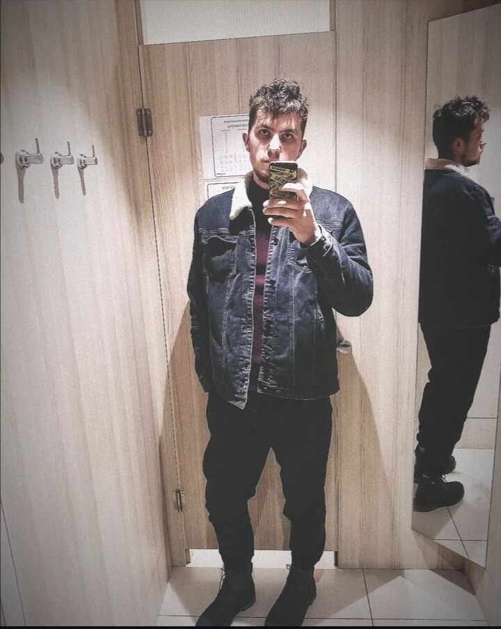  45685543  , 27 ,    
