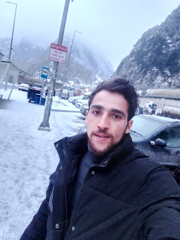  ,   Turqut, 33 ,   ,   