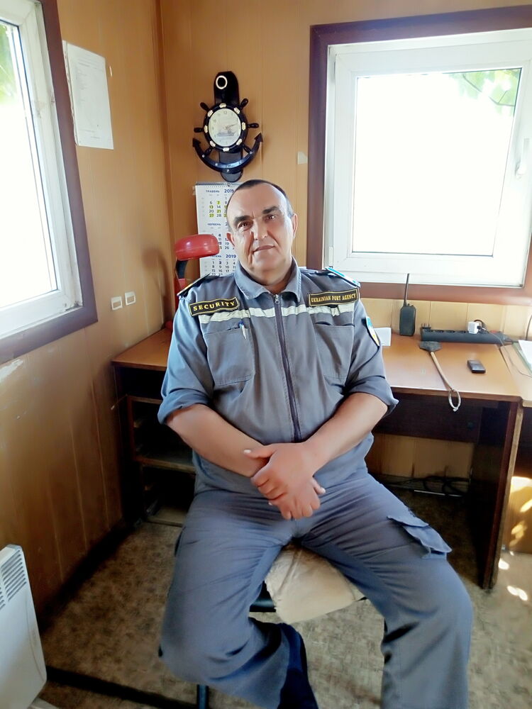  22934863  , 61 ,    