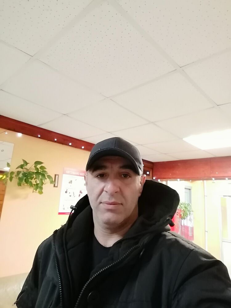  31666593  Rauf, 43 ,    