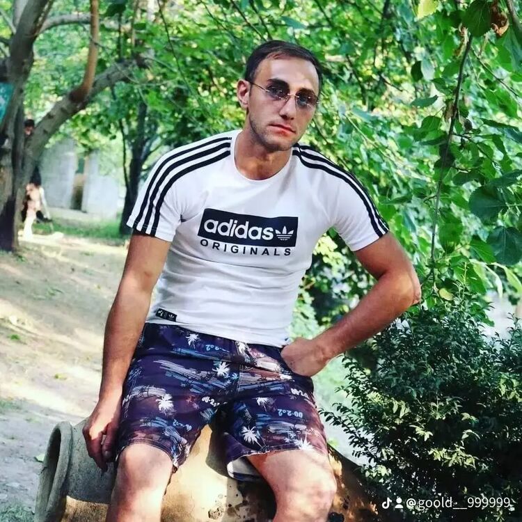  43383363  Volodya, 31 ,    