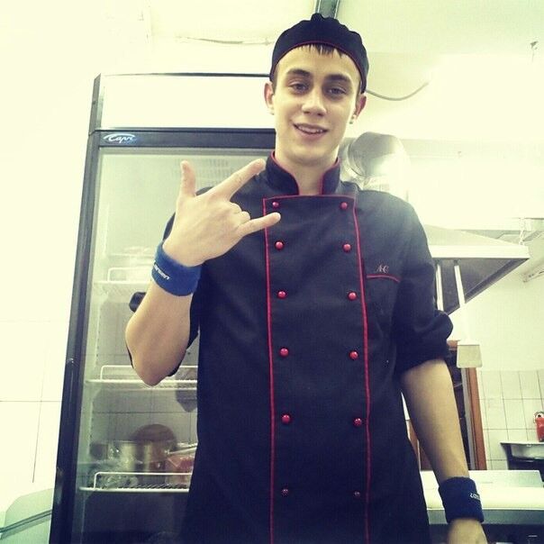  8493323  , 35 ,    -