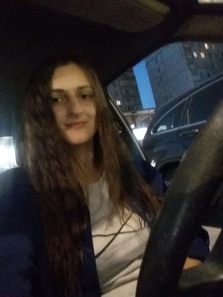  50590653  Mariana, 27 ,    