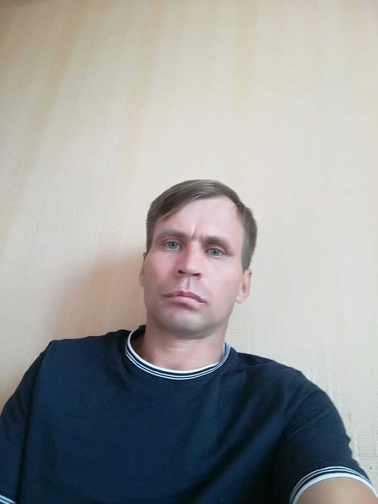  41742243  , 44 ,    