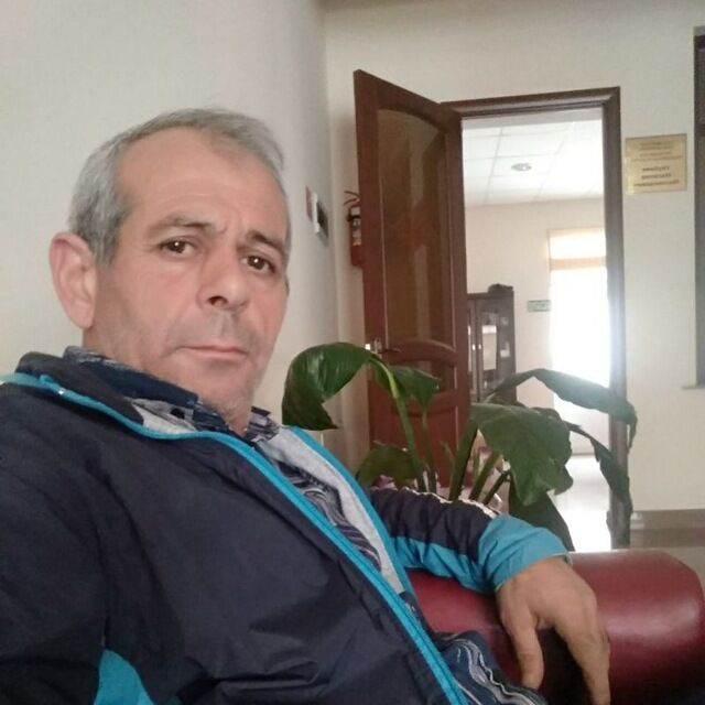  46078903  Murad, 55 ,    