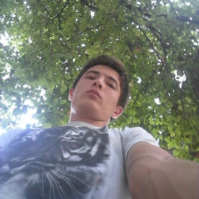  15780373  Bobur, 34 ,    