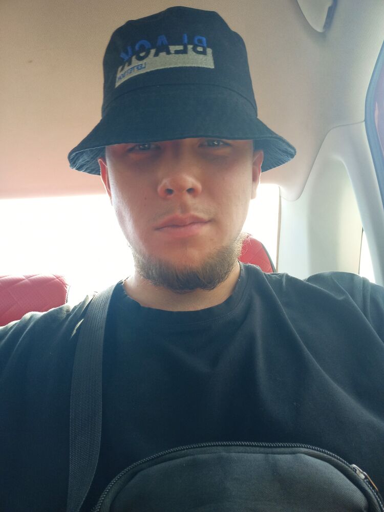  40778663  , 24 ,    