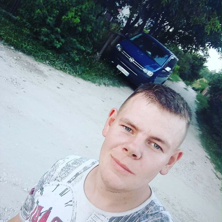  34844013  Igor, 29 ,    