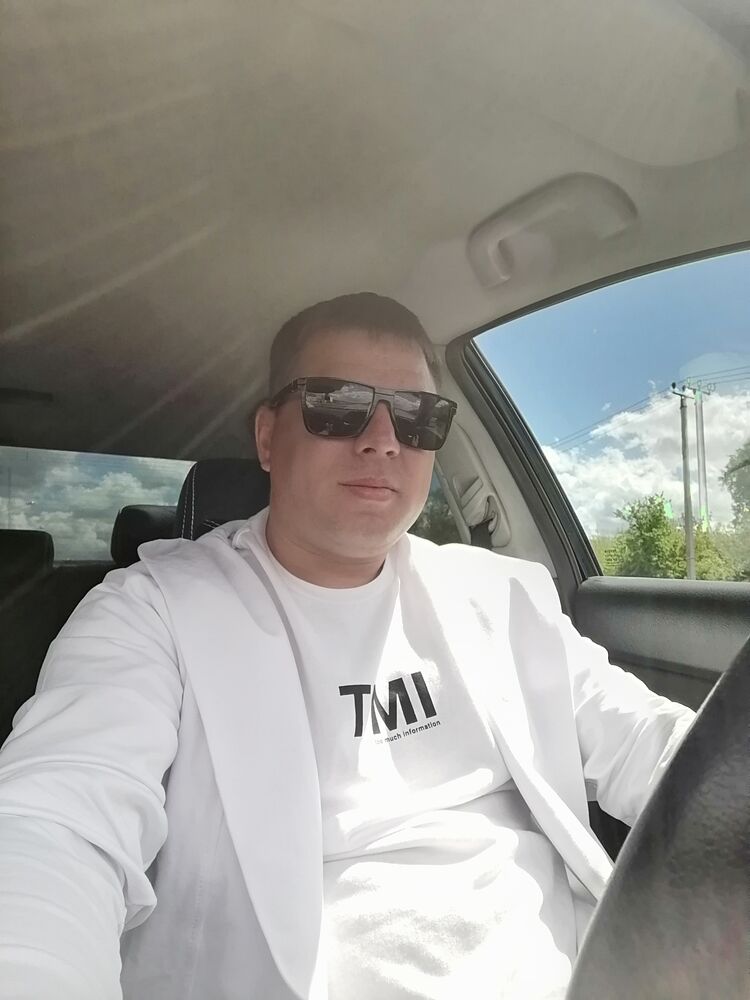  ,   Mikalian, 41 ,   ,   
