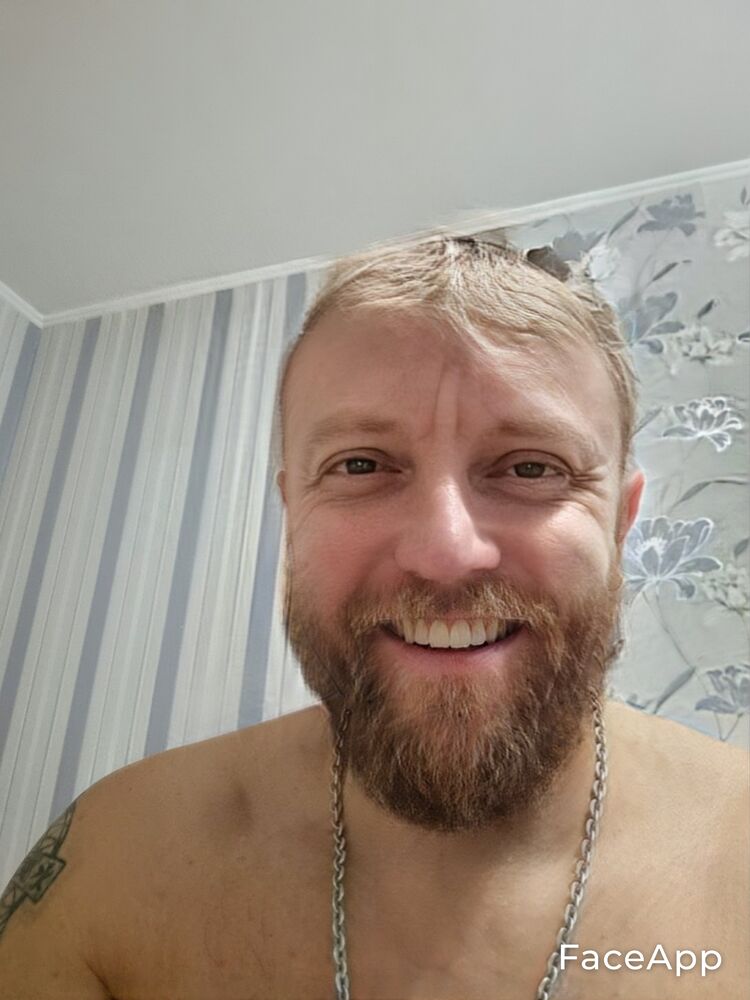  53942443  Nikolai, 45 ,    