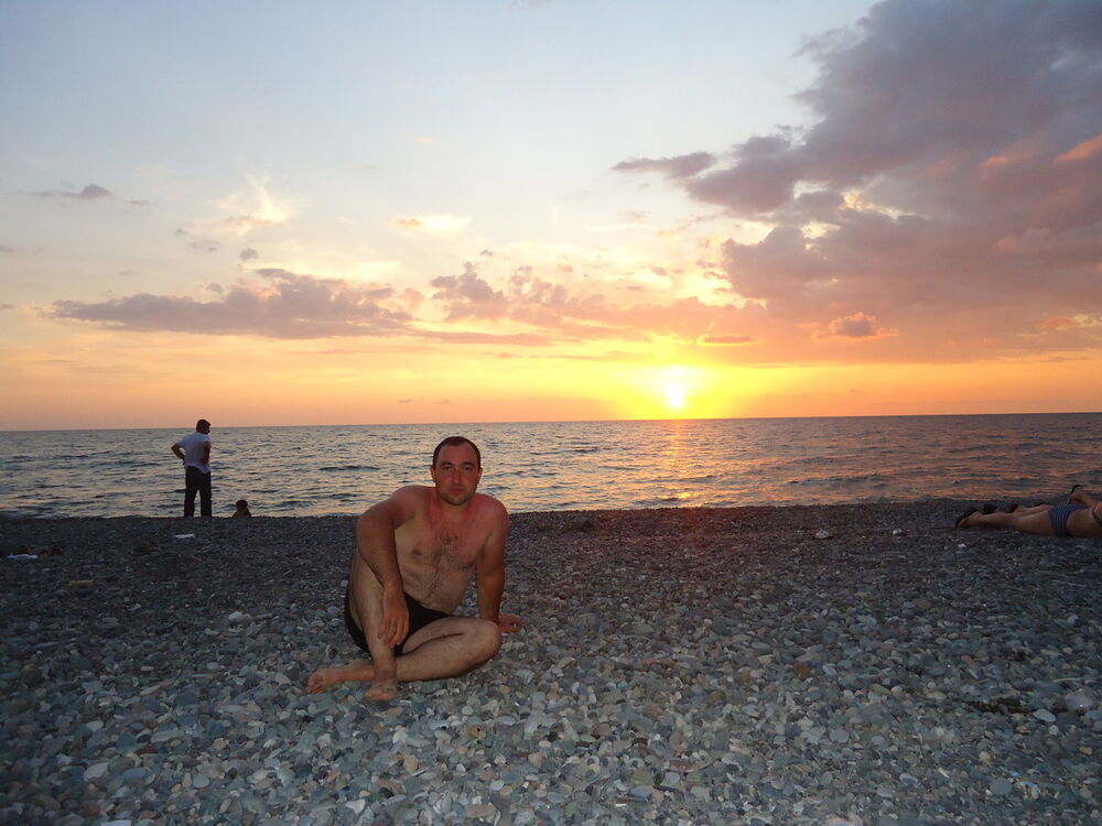  ,   Lazare, 39 ,   