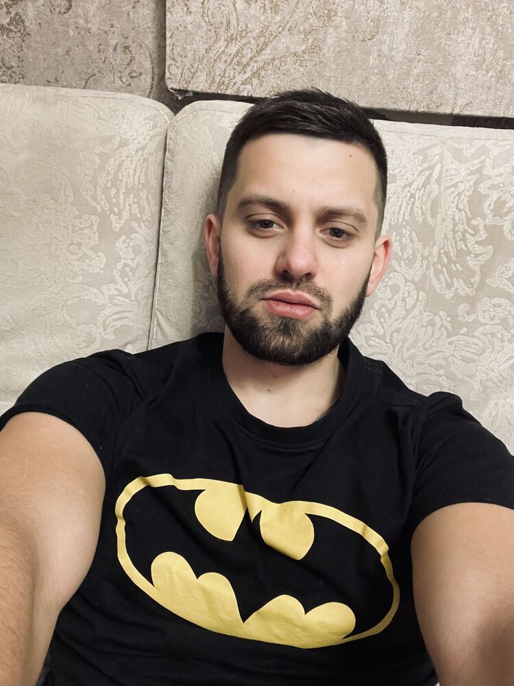  ,   Ilya, 25 ,   ,   